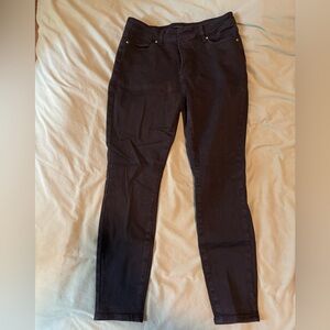 Women’s Black Skinny Jeans